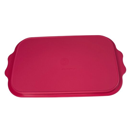 Tupperware Animal Wigglers Set Wiggly Gelatin & Cookie Mold Fun Kids Baking Red - Picture 5 of 11